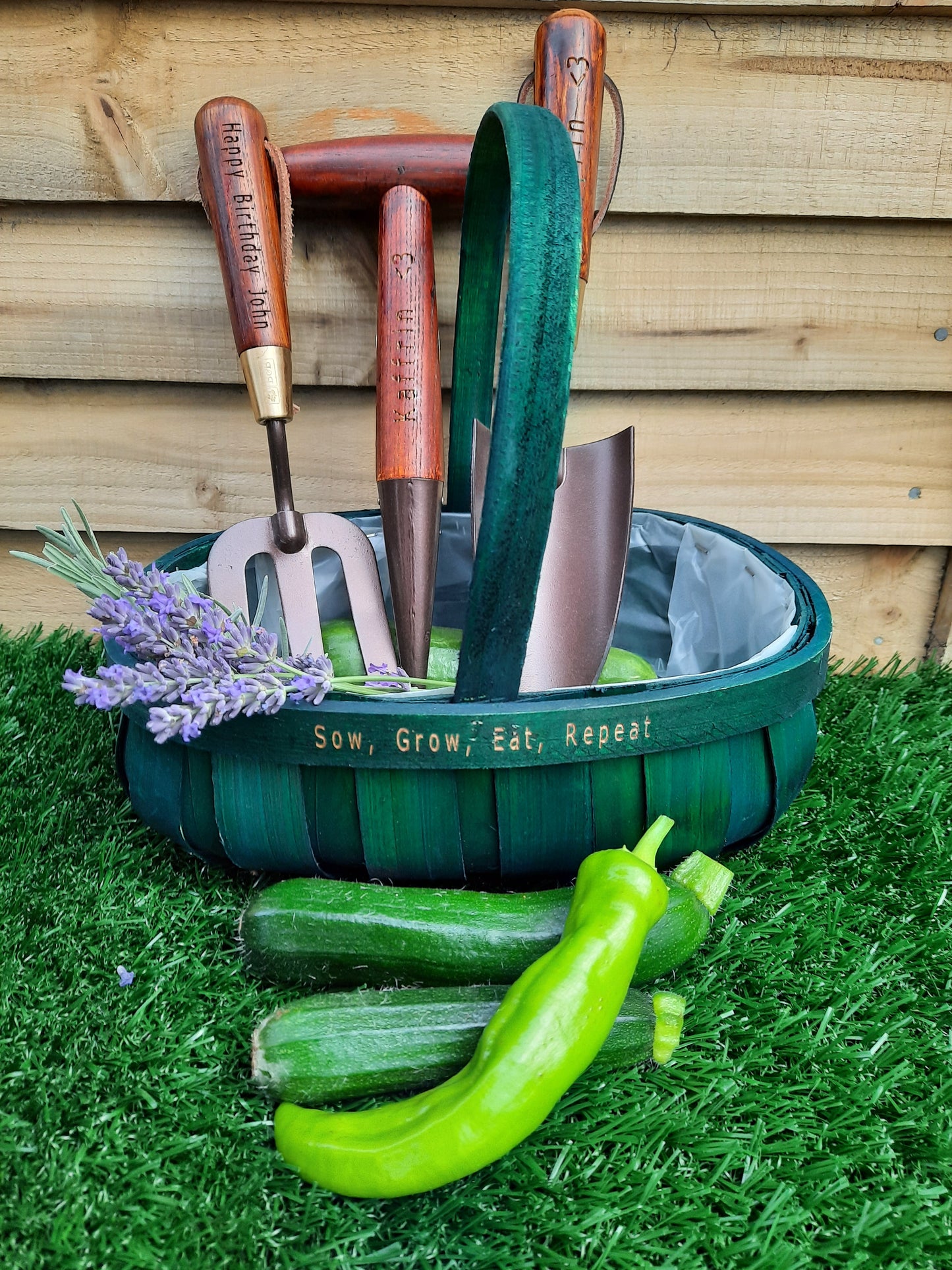 Personalised Garden Tool Set Fork Trowel Trug Dibber Gift Set